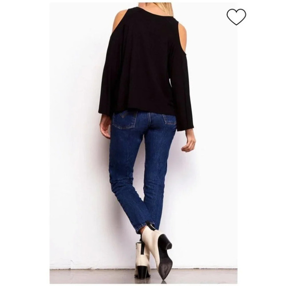 BB Dakota Cold Shoulder Bell Sleeves Top - Picture 2 of 12